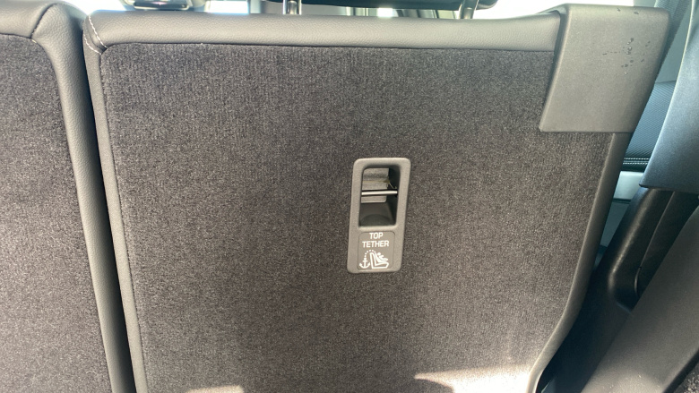 Land Rover Discovery 3.0 D350 Dynamic SE 5dr Auto Diesel Station Wagon